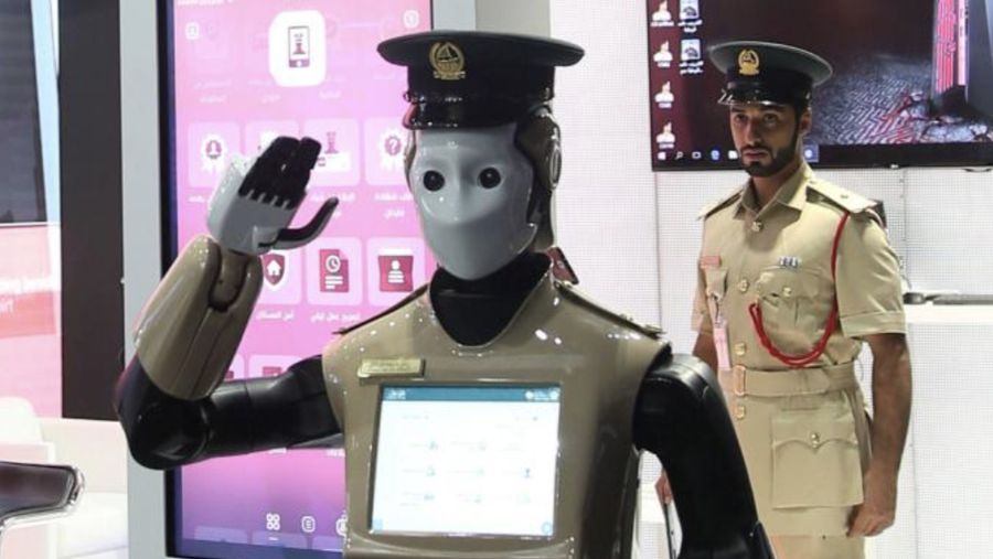 Pemerintah Dubai ingin robot polisi jumlahnya meningkat menjadi 25% dari total kebutuhan polisi pada 2030.