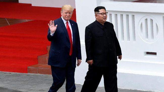 Trump Bersedia Jejakkan Kaki di Korut dengan Kim Jong-un