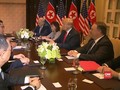 VIDEO: Pertama Kali, Delegasi Trump Duduk Bersama Kim Jong-un