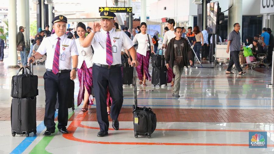 BPS mencatat jumlah wisatawan asing (wisman) yang datang ke Indonesia sepanjang September 2019 sebanyak 1,4 juta kunjungan. J