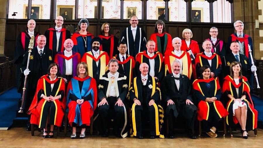 Pendiri dan Chairman Grup Jababeka S.D. Darmono mendapatkan gelar Doktor Honoris Causa (H.C) atau gelar kehormatan dari Universitas Glasgow Skotlandia