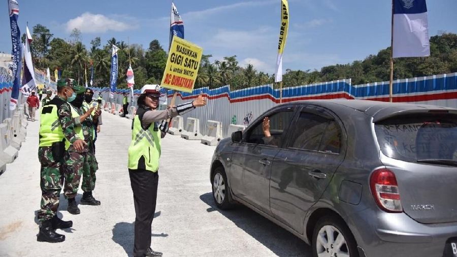 Pembangunan Tol Batang-Semarang termasuk Jembatan Kali Kuto ditargetkan rampung pada akhir 2018