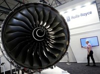 Alamak! Rolls Royce Mau Tutup Sementara Pabrik, Rugi Bandar?