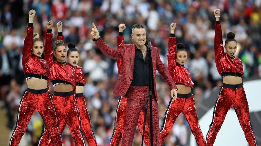Soccer Football - World Cup - Opening Ceremony - Luzhniki Stadium, Moscow, Russia - June 14, 2018 Robbie Williams performs during the opening ceremony REUTERS/Carl Recine