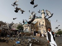 Melihat Pelaksanaan Salat Idulfitri di Sejumlah Negara