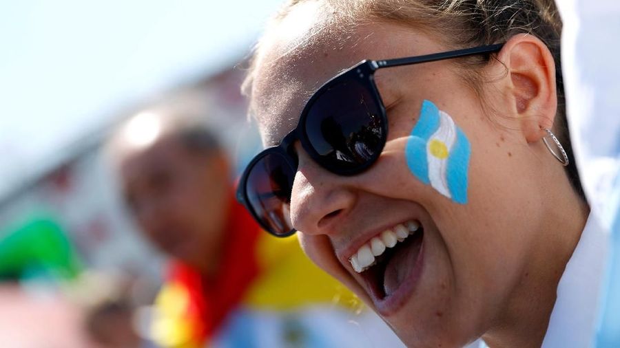 Peso Rontok, Ada Apa dengan Argentina?