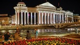 Skopje adalah ibukota negara Republik Makedonia Utara, salah satu negara eks Yugoslavia yang posisinya paling selatan. (REUTERS/Marko Djurica)