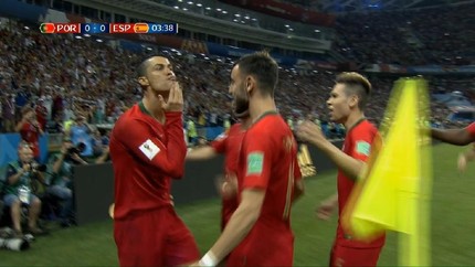 VIDEO: Selebrasi Gol Ronaldo yang Diduga Ejek Messi