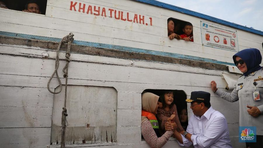 Tinjauan tersebut untuk melihat kesiapan dermaga terkait keselamatan penumpang kapal laut yang menuju ke tempat wisata di Kepulauan Seribu.