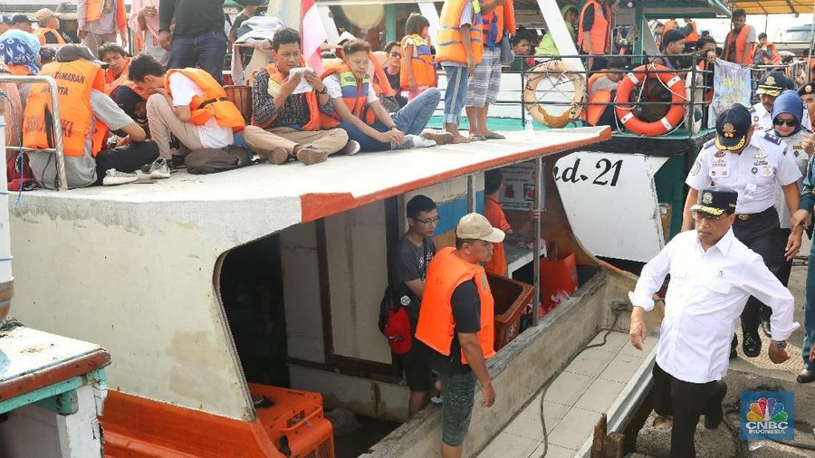 Tinjauan tersebut untuk melihat kesiapan dermaga terkait keselamatan penumpang kapal laut yang menuju ke tempat wisata di Kepulauan Seribu.