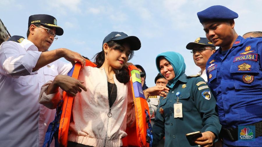 Penegasan itu ditandai penandatanganan kerja sama Dirjen Perhubungan Laut Kemenhub R Agus H Purnomo dan Dirjen Bea Cukai Kemenkeu Heru Pambudi.