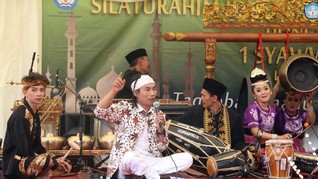 Seniman Sunda Iman Jimbot Meriahkan Idul Fitri 2018 di London