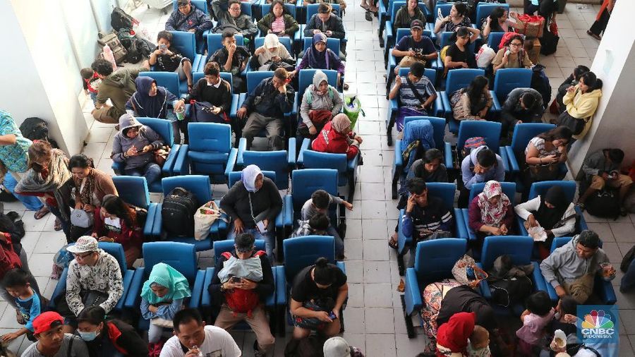 Masih ditemukan kelebihan muatan kapal yang dioperasikan di dermaga tersebut.