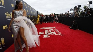 FOTO: Gaun-gaun Terbaik Selebriti di MTV Awards 2018