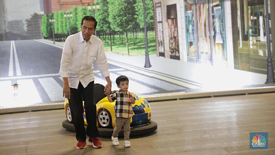 Presiden Joko Widodo (Jokowi) tak memungkiri bahwa tidak semua kalangan elit bisa betul-betul menerimanya sebagai kepala negara.