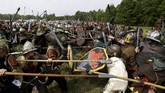 Salah satu adegan dalam buku JRR Tolkien itu sudah diangkat ke layar lebar pada 2014. (REUTERS/David W Cerny)
