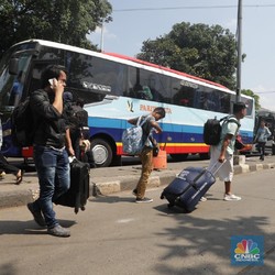 PHK Sudah Terjadi, Sektor Transportasi Terpuruk Kena Corona