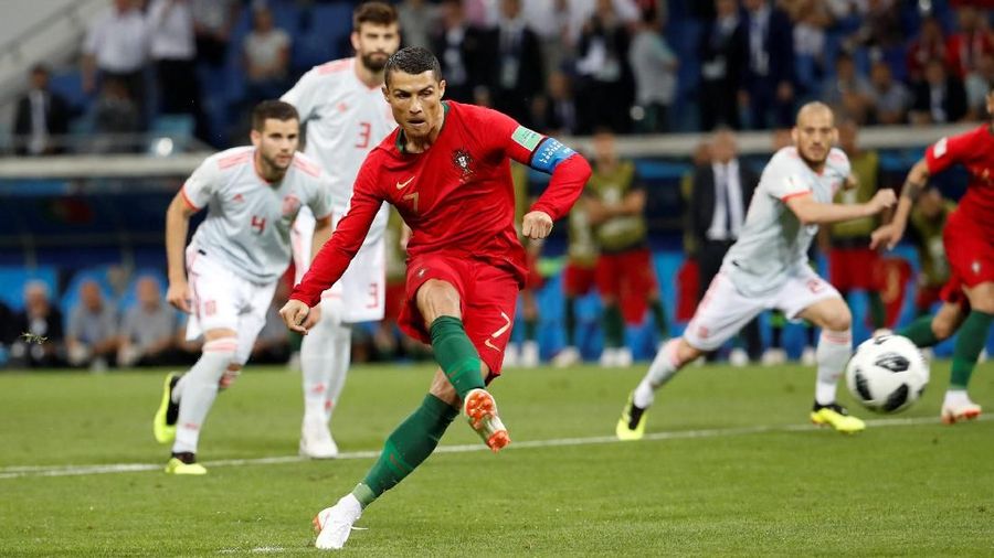 Cristiano Ronaldo resmi pindah dari Real Madrid ke Juventus.