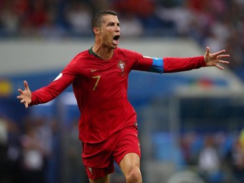 Tajamnya Insting Gol dan Bisnis Cristiano Ronaldo