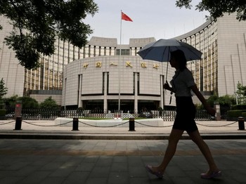 Perang Dagang, China Suntikkan Likuiditas Rp 430,9T ke Bank
