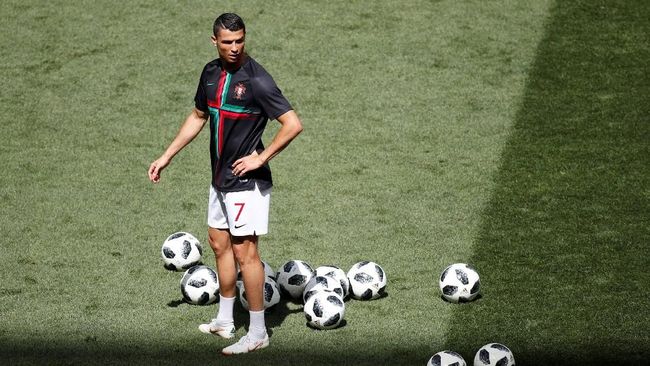 Ronaldo Tidak Peduli Rekor Pemain Tersubur di Eropa