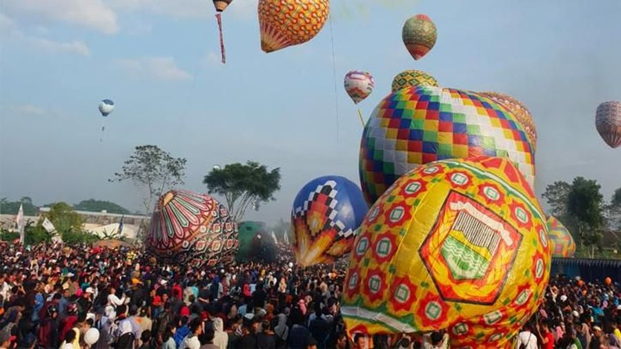 Festival Balon Udara digelar salah satunya sebagai kampanye terkait keselamatan penerbangan.