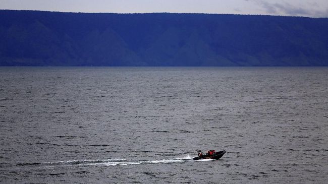 Kapal Rombongan IPB Terbalik, 2 ABK Tewas