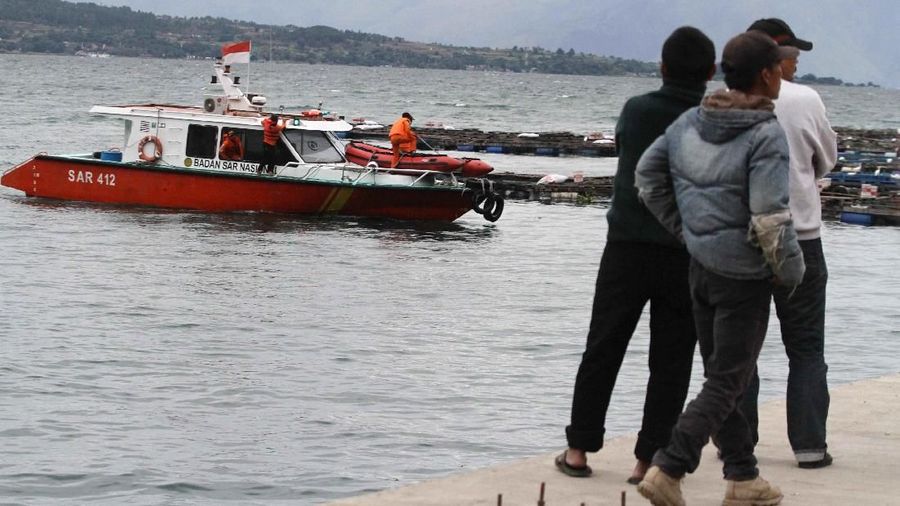 Sejauh ini penyebab tenggelamnya kapal dan jumlah korban belum bisa dipastikan.
