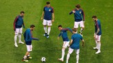 Duel ini merupakan pertemuan pertama bagi Iran dan Spanyol. Iran tidak pernah mengalahkan wakil dari Eropa di ajang Piala Dunia. (REUTERS/John Sibley)