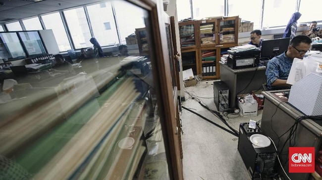 Hari Pertama Seribu Lebih Pns Bolos