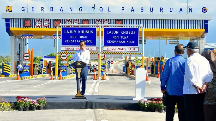 Kehadiran tol Gempol-Pasuruan meningkatkan kemudahan arus logistik karena Gate Tol Rembang berdekatan dengan Kawasan Pasuruan Industrial Estate Rembang (PIER).