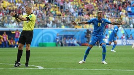 Silva Sebut Neymar Menghinanya Saat Brasil vs Kosta Rika