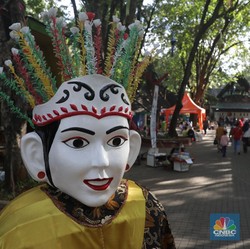 Anak Betawi Ini Kaya Raya Berkat Jual Makanan dari 'Sampah'