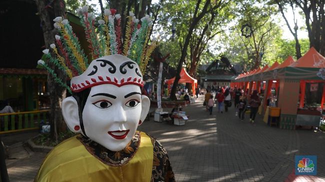 Anak Betawi Ini Kaya Raya Berkat Jual Makanan dari 'Sampah'