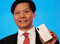 Ketahuan Pakai Apple iPhone, Bos Xiaomi Dibully Netizen