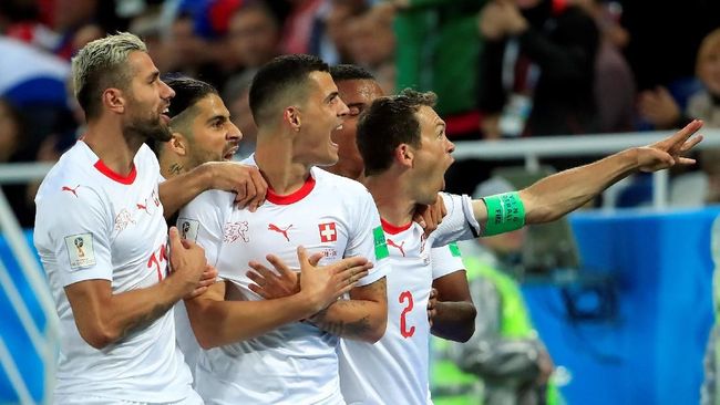 Swiss Menang 2-1 Atas Serbia Berkat Gol Telat Shaqiri