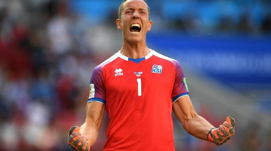 Kiper Islandia di Piala Dunia 2018 memiliki profesi sebagai sutradara, berikut cerita hidupnya