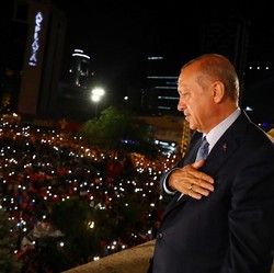 Sebut AS Serigala, Erdogan Tak Mau Bertransaksi Pakai Dolar