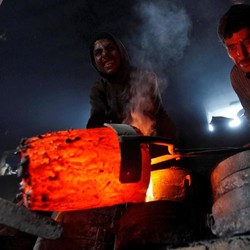 Tak Hanya Freeport, Puluhan Smelter Juga Setop Gegara Covid