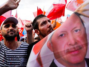 Turki Krisis, Bank Eropa Hingga Pasar Obligasi Kena Getahnya