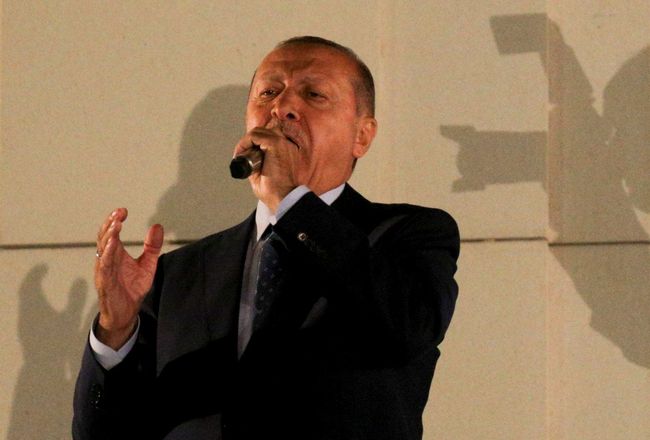 Erdogan: Turki Bakal Bertahan Hadapi Sanksi AS