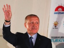 Lira Turki Amblas, Erdogan: AS Menusuk Kami Dari Belakang