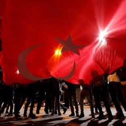 Inflasi Meroket, Bank Sentral Turki Justru Tahan Bunga Acuan
