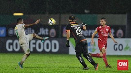 Persija Ditahan Imbang Persebaya 1-1 di Stadion PTIK