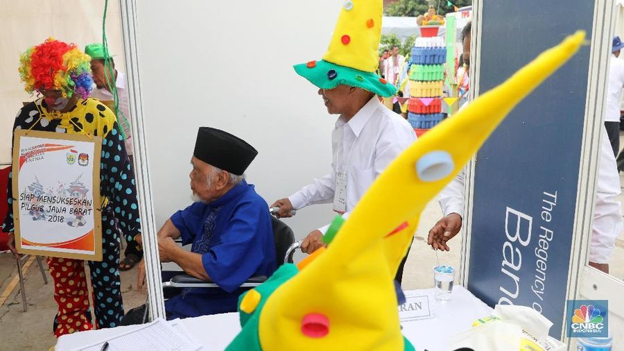 Konsep yang diusung dalam TPS ini ialah karnaval dengan berbagai ornamen warna warni.