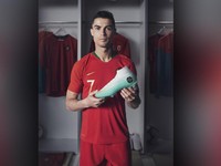 Nike Luncurkan Sepatu Edisi Khusus CR7, Terbatas 154 Pasang!