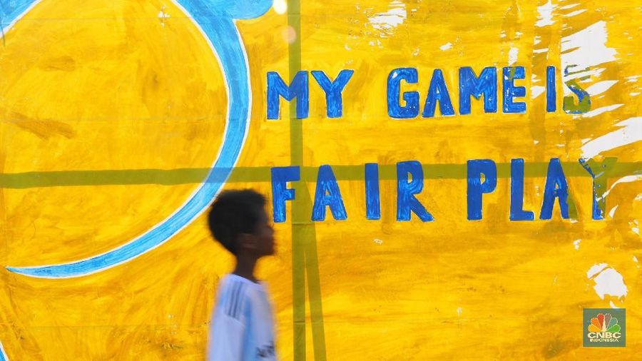 Vietnam: Main Bola Bisa, Ekonomi Bagus Pula...