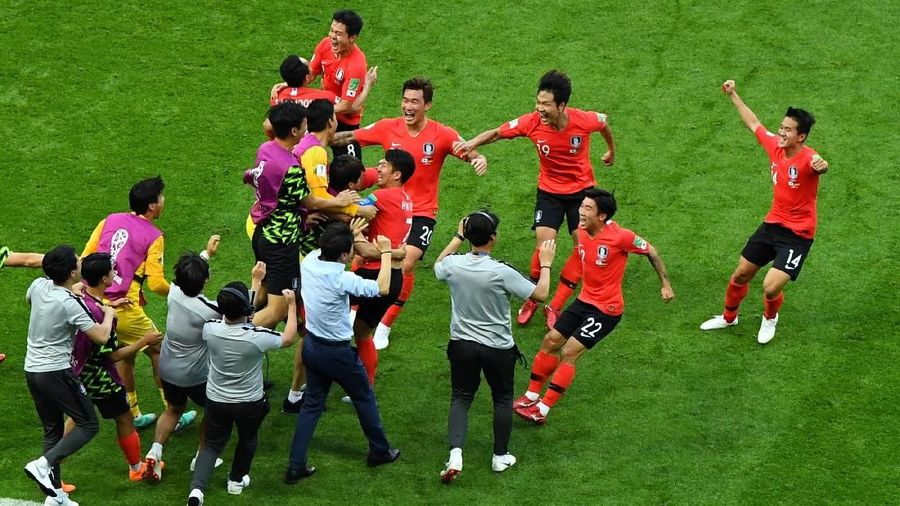 Penggemar Jerman dibiarkan terkejut dan kecewa setelah tim nasional tersingkir di putaran fase Grup Piala Dunia untuk pertama kalinya dalam 80 tahun.
