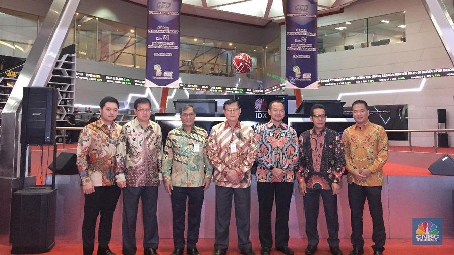 Harga saham PT Trimuda Nuansa Citra Tbk (TNCA) mengalami auto rejection atas karena harganya naik 69,33% ke Rp 254 per saham.