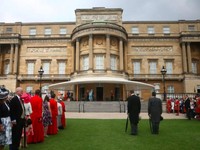 Istana Buckingham Direnovasi, Keluarga Kerajaan Pindah Dulu